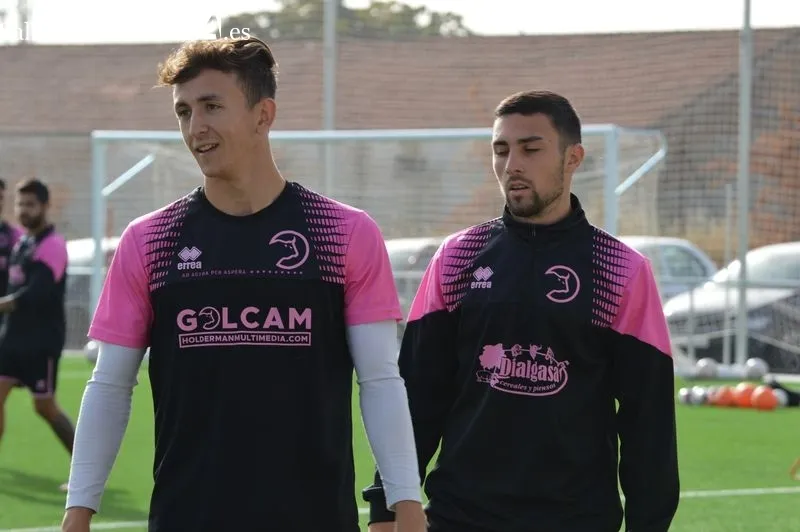 Foto 7 - Las sonrisas tambi&eacute;n llegan al entrenamiento de Unionistas