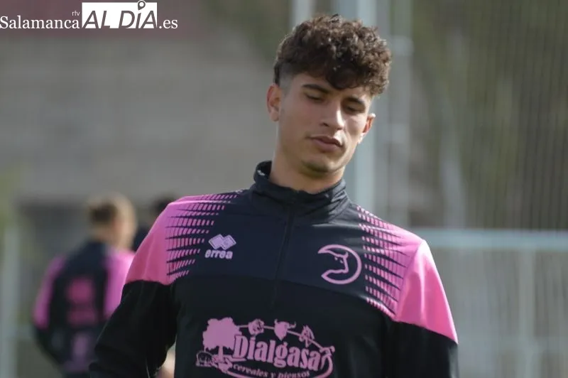Foto 4 - Las sonrisas tambi&eacute;n llegan al entrenamiento de Unionistas