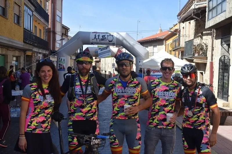 Foto 6 - Javier Manzano y Eva Dom&iacute;nguez se imponen en la VI Arribes Race BTT de Aldead&aacute;vila