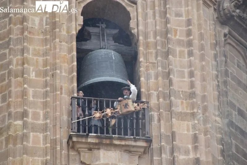 El Mariquelo vuelve a protagonizar la tradicional ascensión a la Catedral | Fotos: Vanesa Martins