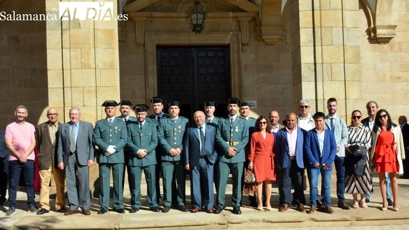 Los miembros de la Guardia Civil estuvieron acompañados por las autoridades del Abadengo