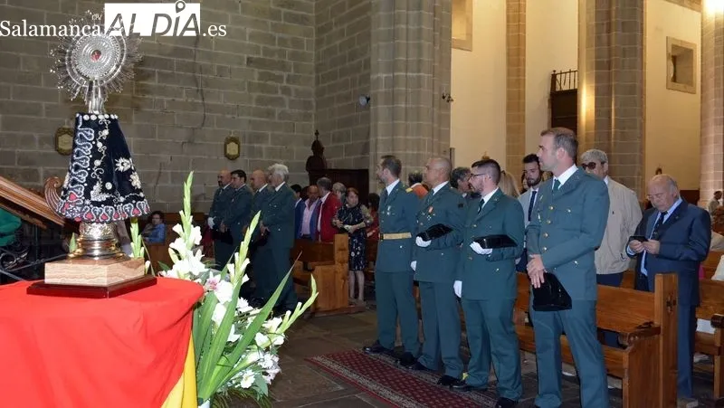 Los miembros de la Guardia Civil estuvieron acompañados por las autoridades del Abadengo