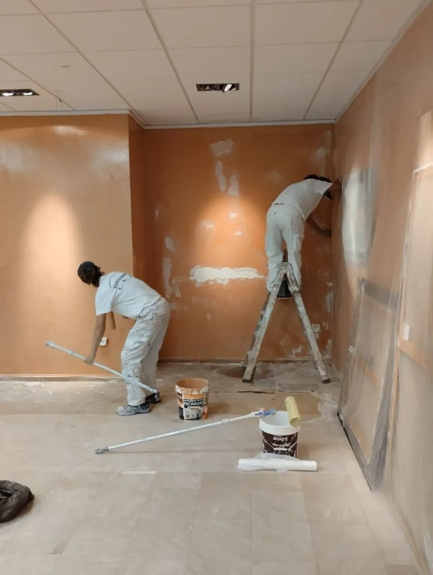 Ecopintura Peñaranda mejora la Casa del Arte