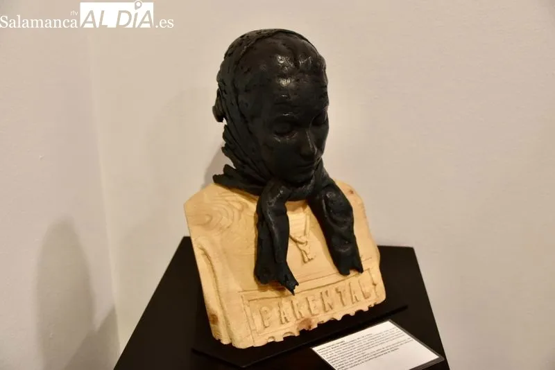 La Sala Unamuno acoge una exposición con los mejores trabajos de la última edición del certamen 'Arte Joven' de Castilla y León. Foto de Vanesa Martins