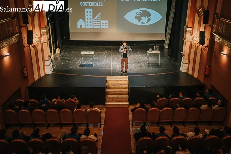 Foto 2 - Los beneficios del bioetanol, a escena en Alba de Tormes