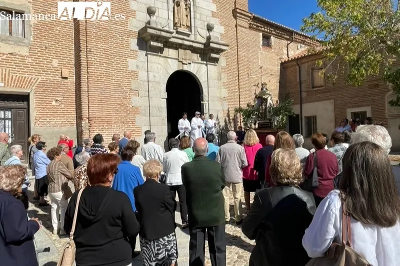 La procesiòn de Santa Teresa ha vuelto este 15 de octubre a Peñaranda
