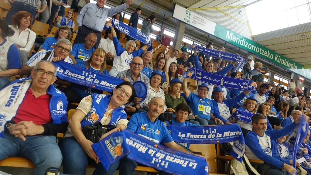 Foto 9 - El Perfumer&iacute;as Avenida pierde con el Valencia Basket y dice adi&oacute;s a la Supercopa en 'semis' (83-71)