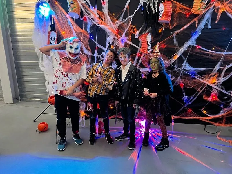 Fiesta de Halloween en Carbajosa de la Sagrada. 