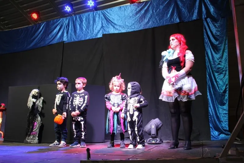 Fiesta de Halloween en Carbajosa de la Sagrada. 
