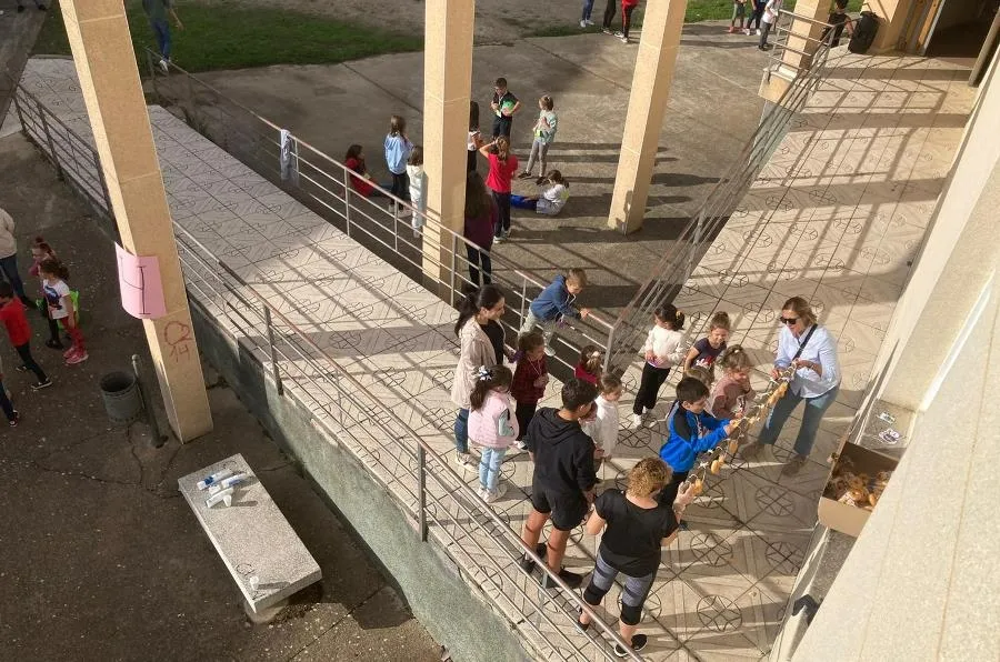 Foto 6 - La Parroquia de El Salvador arranca con una gymkana su curso de Catequesis