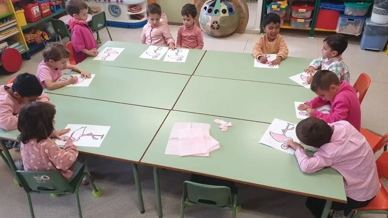Foto 7 - El Colegio Antonio Machado se suma al D&iacute;a Mundial Contra el C&aacute;ncer de Mama 