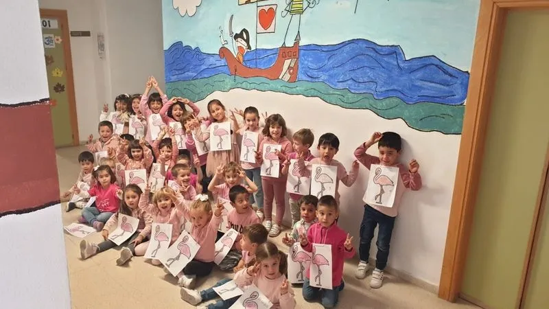 Foto 6 - El Colegio Antonio Machado se suma al D&iacute;a Mundial Contra el C&aacute;ncer de Mama 