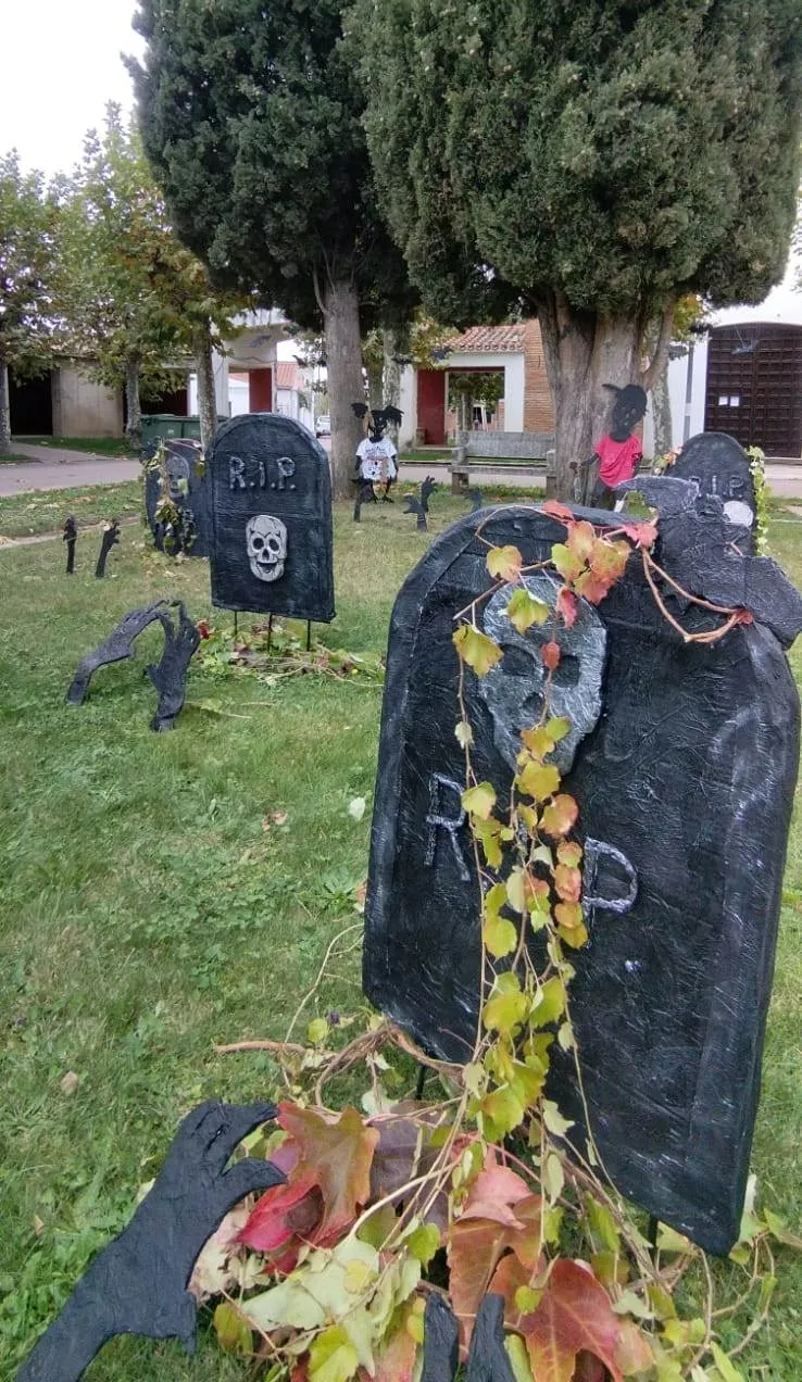 Foto 5 - Sanjuanejo se viste de Halloween gracias a los usuarios de Asprodes