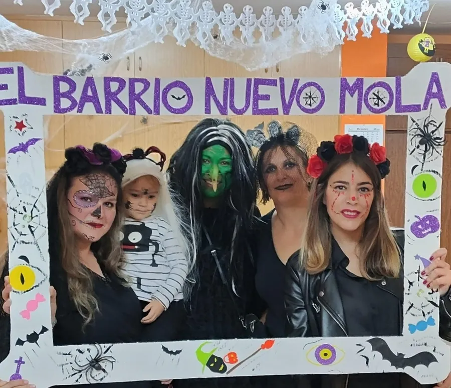 Foto 11 - La Asociaci&oacute;n de Vecinos del Barrio Nuevo festeja Halloween por anticipado