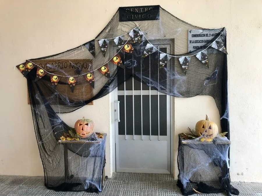 Foto 7 - La Asociaci&oacute;n de Vecinos del Barrio Nuevo festeja Halloween por anticipado