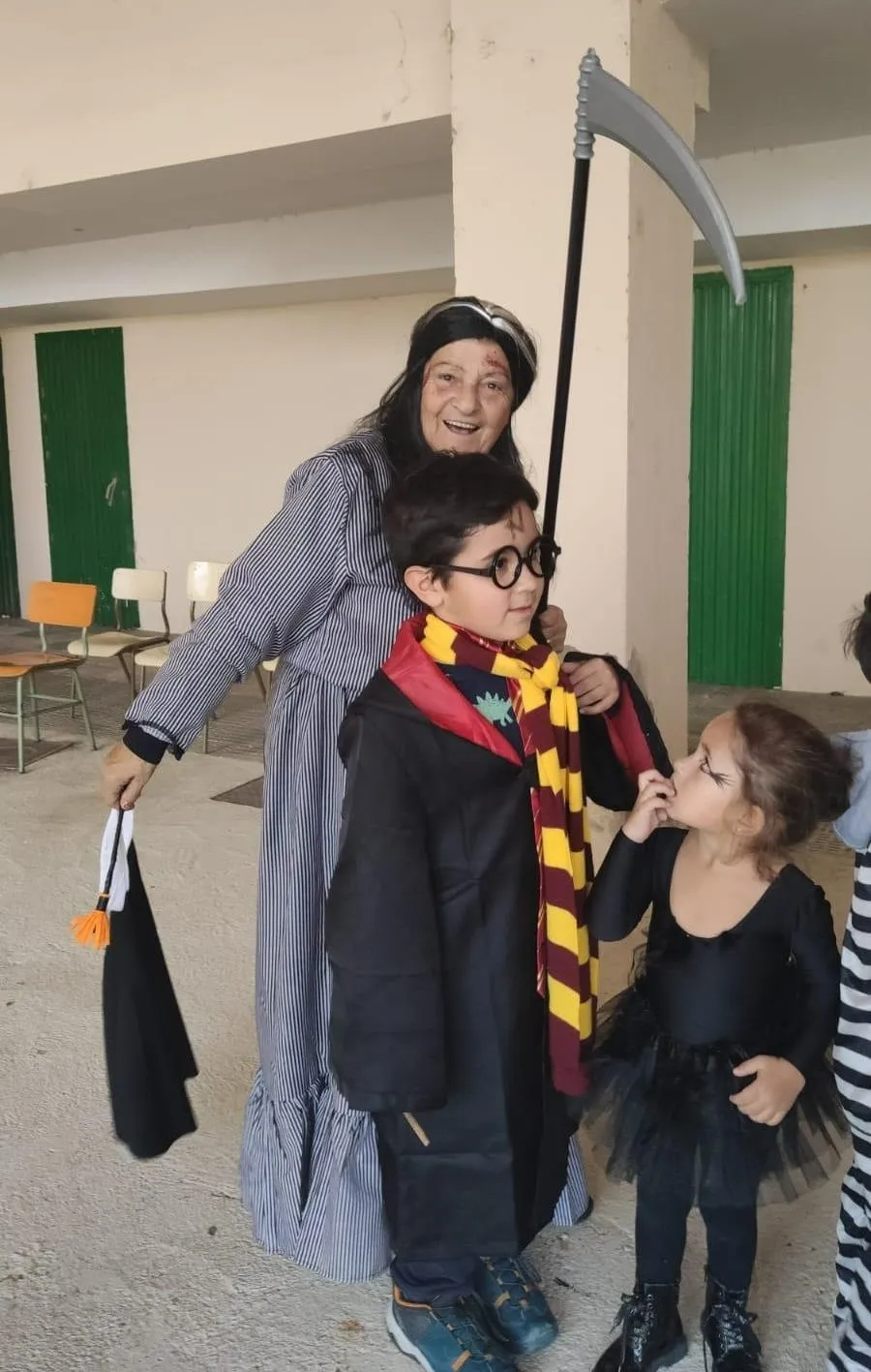 Foto 4 - La Asociaci&oacute;n de Vecinos del Barrio Nuevo festeja Halloween por anticipado