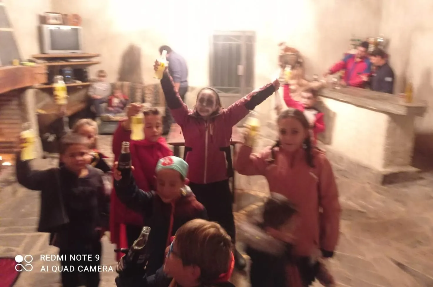 Foto 11 - Ni&ntilde;os de 6 localidades llevan a cabo el &lsquo;Truco o Trato&rsquo; por las calles de El Sahugo