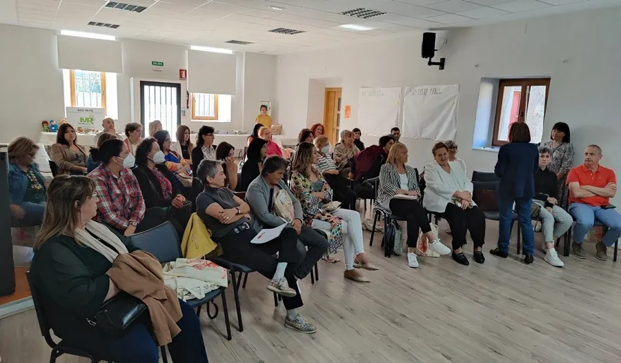 Foto 3 - Las mujeres rurales salmantinas celebran su primer encuentro en Tamames