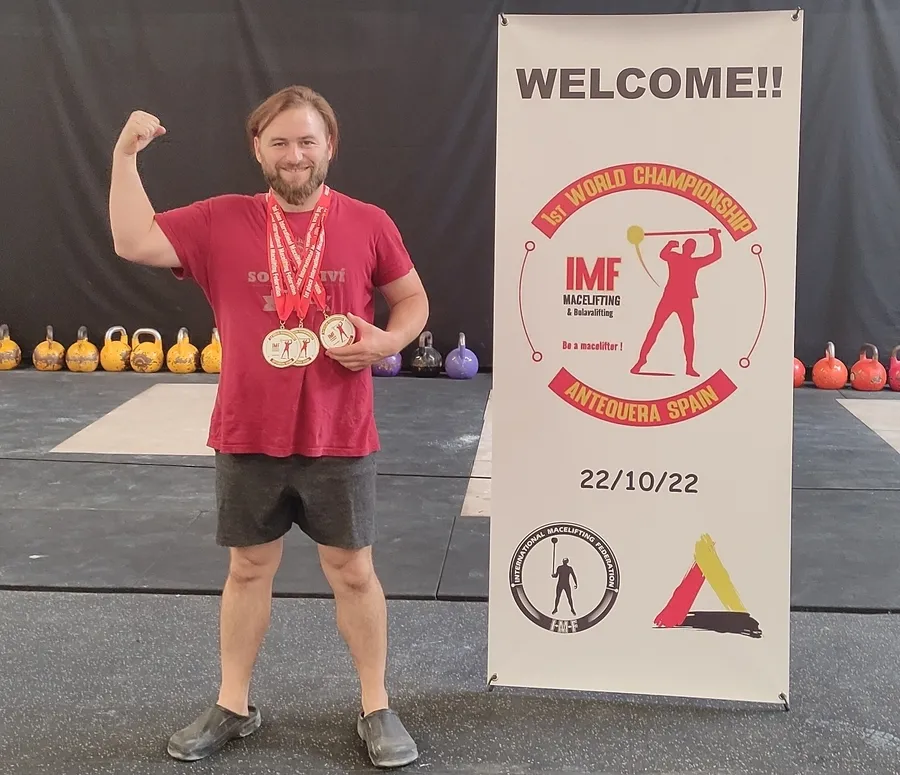 Foto 2 - Jos&eacute; Ra&uacute;l Manchado logra dos primeros puestos en el 1&ordm; Mundial de Macelifting