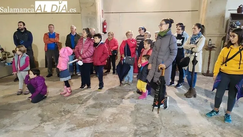 Representación de 'El crimen de la colaguita' por la compañía Edulogic en la Oficina de Turismo de Aldeadávila / CORRAL 
