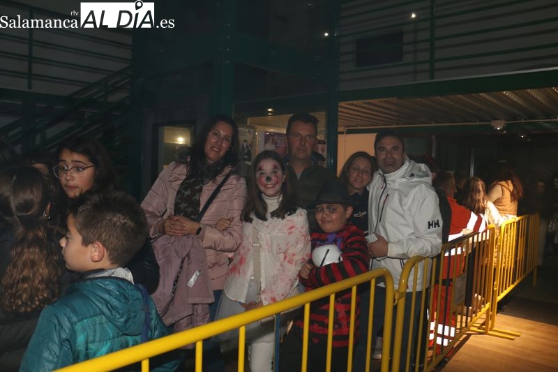 Túnel del Terror en Vitigudino organizado por el Ayuntamiento y el grupo local de teatro Vitiriteros / CORRAL
