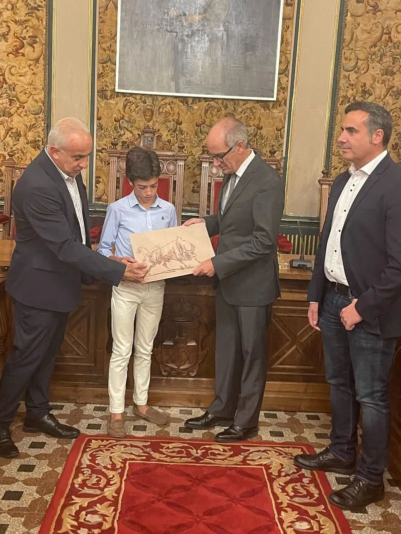 Visita de Marco Pérez a la Diputación de Salamanca este viernes. 