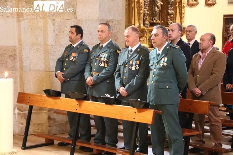 Foto 7 - Solemne y emocionante homenaje a la Virgen de El Pilar