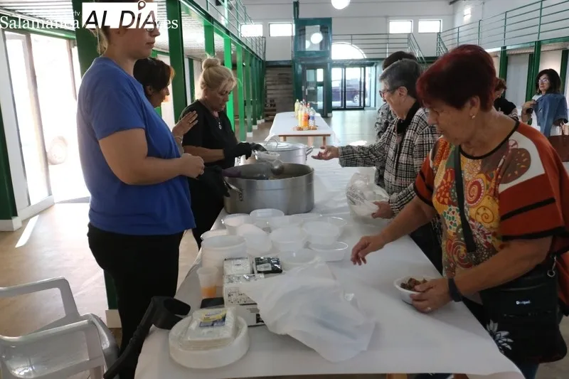 Degustación de carne de morucha y entrega de premios del I Concurso de Pinchos de Carne  / CORRAL 