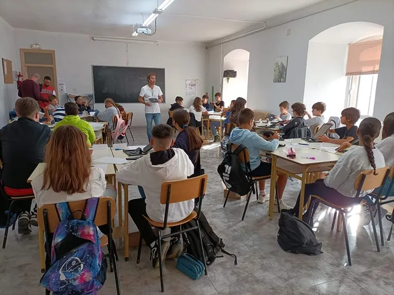 Foto 3 - Colegio Maestro &Aacute;vila, un nuevo proyecto de digitalizaci&oacute;n