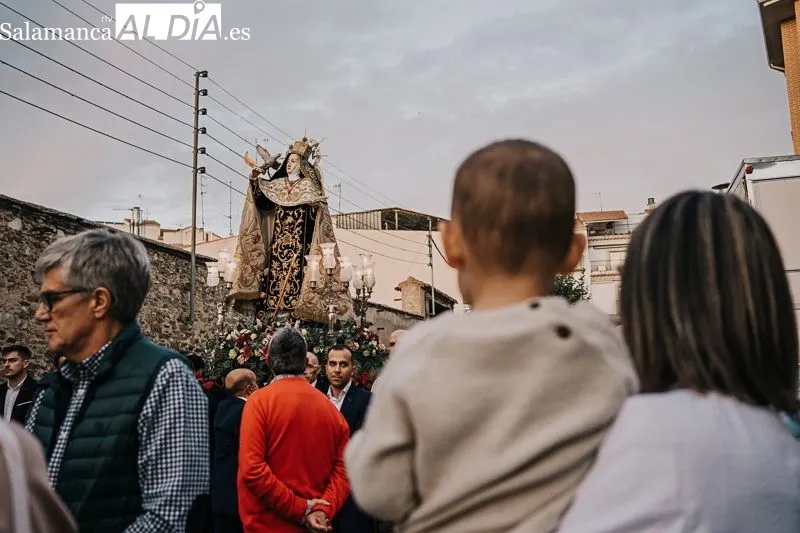 Procesión de la imagen de Santa Teresa de Jesús y del Santo Brazo. Fotos: Rubén Vicente García
