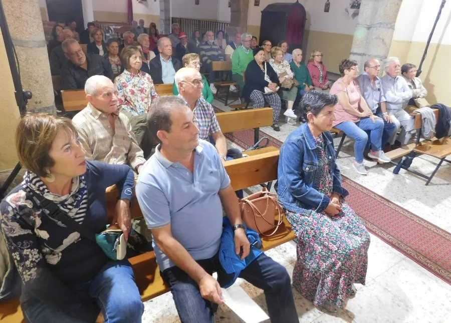 Foto 3 - Los vecinos de Saelices el Chico disfrutan de &lsquo;Buscando a Nebrija&rsquo;