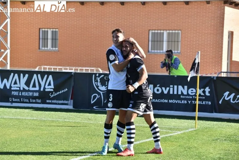 Foto 6 - Unionistas acaba pidiendo la hora para lograr su primera victoria ante un flojo Rayo Majadahonda (2-1)