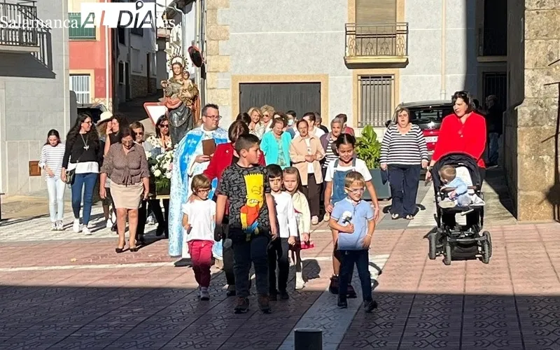 Las Madrinas regresaron a Saucelle para poner un excelente broche a la Feria de la Almendra