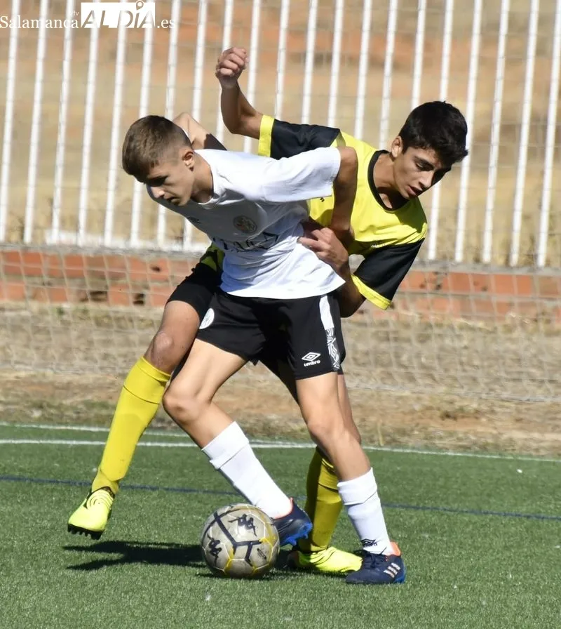 Foto 10 - Los equipos salmantinos disfrutan de una nueva apasionante jornada en el f&uacute;tbol base regional