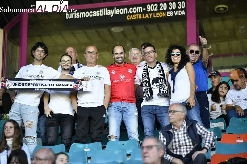 Foto 14 - La afici&oacute;n del Salamanca UDS vuelve a disfrutar en el Helm&aacute;ntico