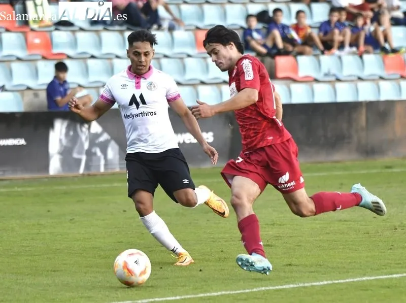 Foto 15 - 'Gabrigol' y Peli le ense&ntilde;an al Salamanca UDS el camino a seguir para el ascenso contra el J&uacute;piter (3-0)