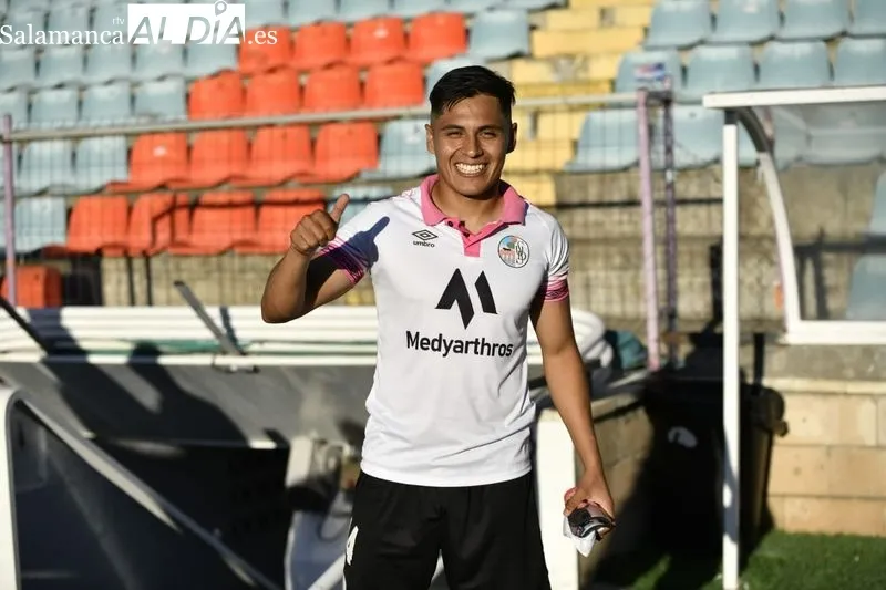 Foto 5 - 'Gabrigol' y Peli le ense&ntilde;an al Salamanca UDS el camino a seguir para el ascenso contra el J&uacute;piter (3-0)