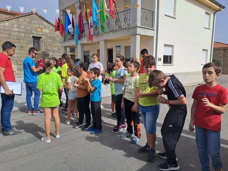 Foto 8 - En Valderrodrigo la fiesta de las Madrinas tambi&eacute;n es cosa de ni&ntilde;os