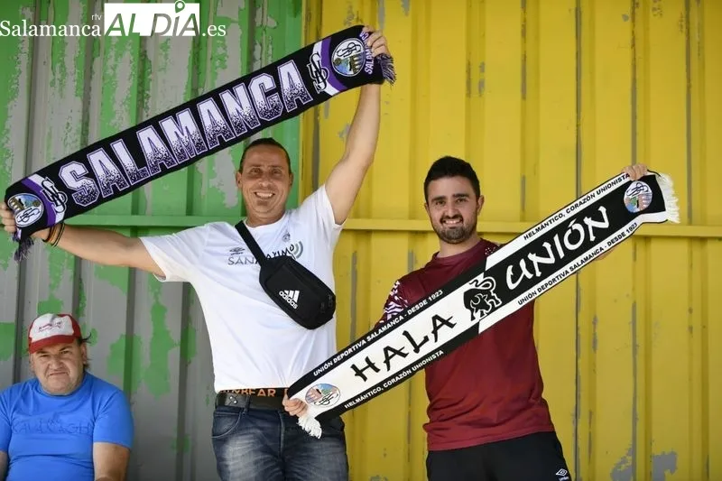 Foto 15 - La afici&oacute;n del Salamanca UDS arropa al equipo en una nueva salida