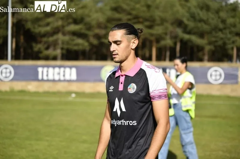 Foto 17 - El Salamanca UDS acaba desquiciado en Los Dominicos y sufre su primera derrota (2-0)