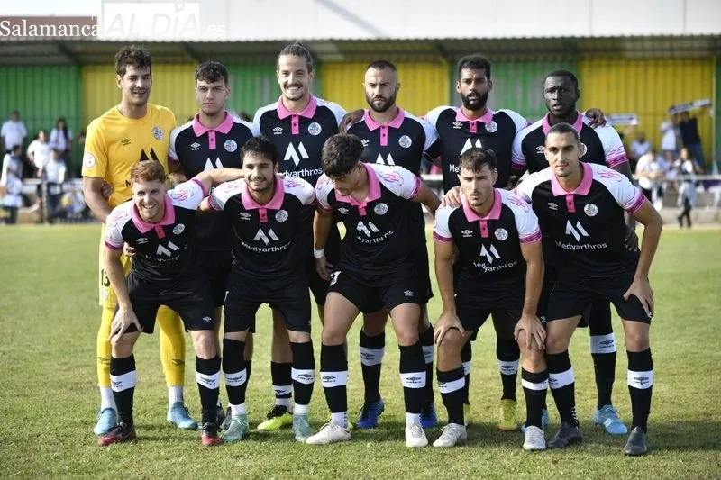 Foto 16 - El Salamanca UDS acaba desquiciado en Los Dominicos y sufre su primera derrota (2-0)