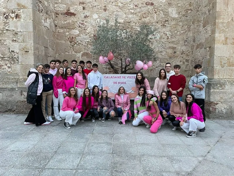 Foto 5 - El Colegio Calasanz se viste de rosa 