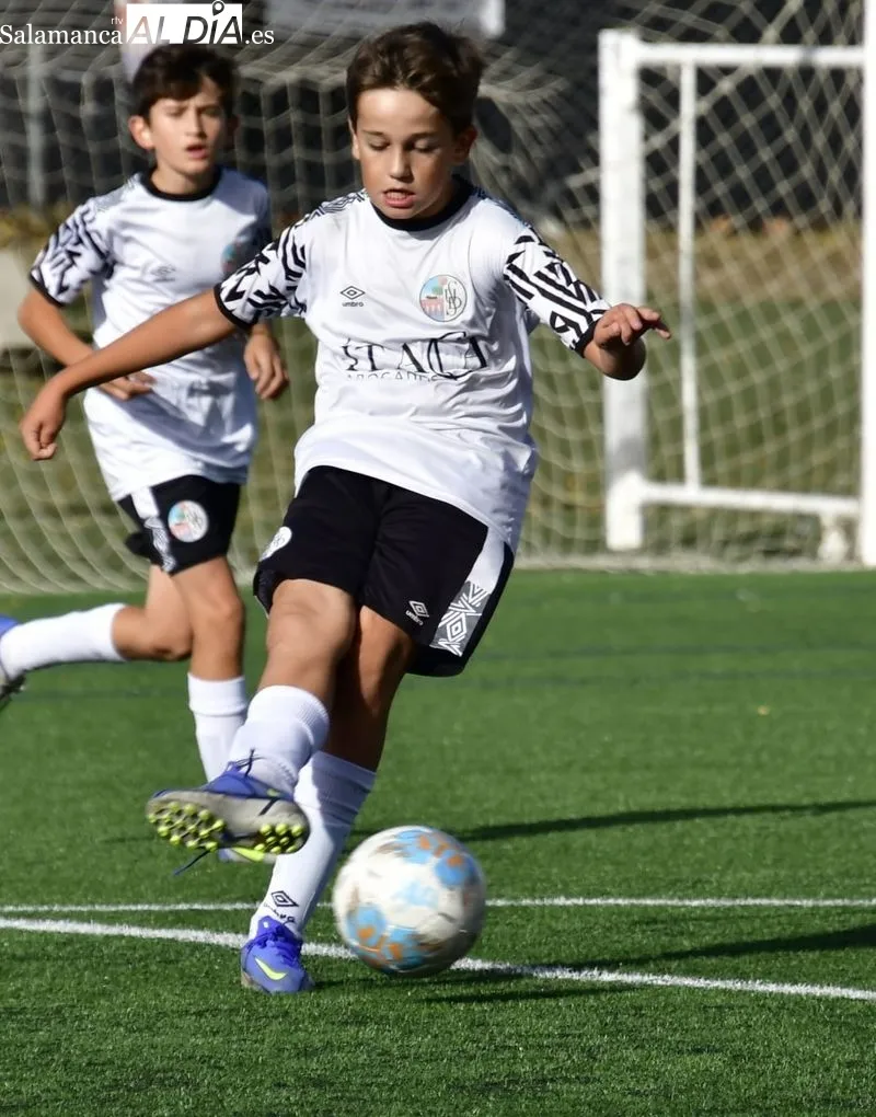 Galería de imágenes del fin de semana en el fútbol base provincial / Fotos: RTV