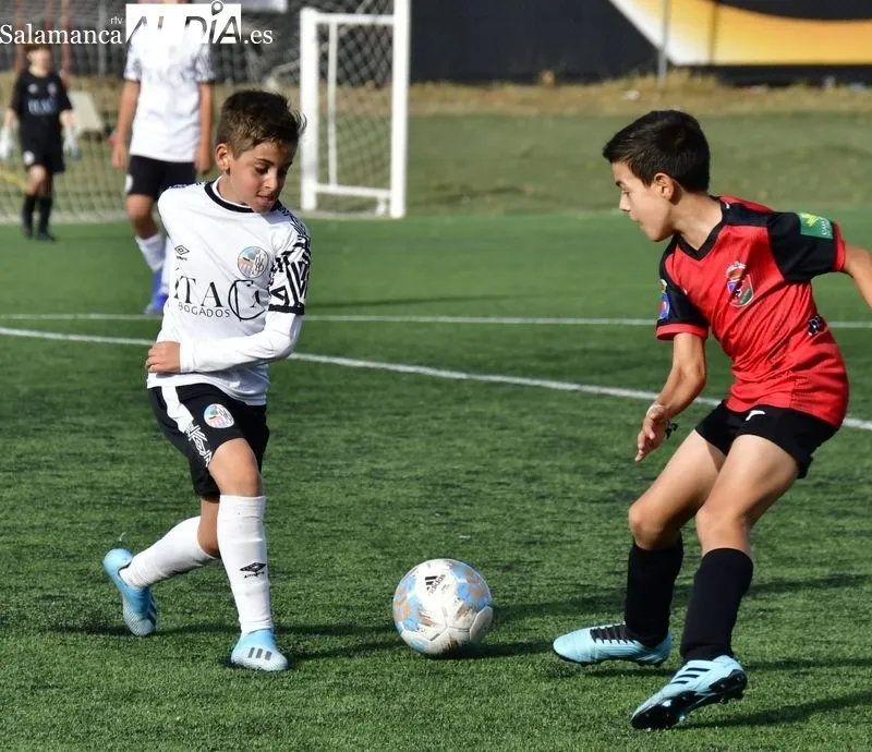 Galería de imágenes del fin de semana en el fútbol base provincial / Fotos: RTV