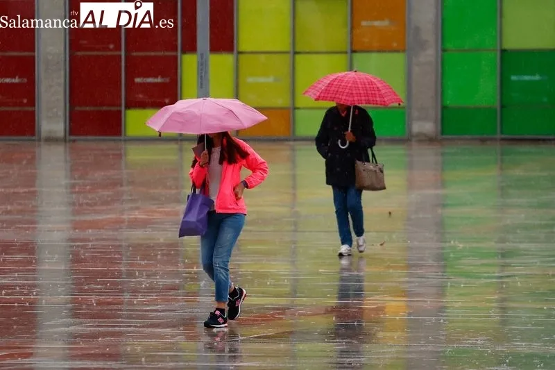 Intensas lluvias durante este miércoles en Salamanca. Fotos: David Sañudo