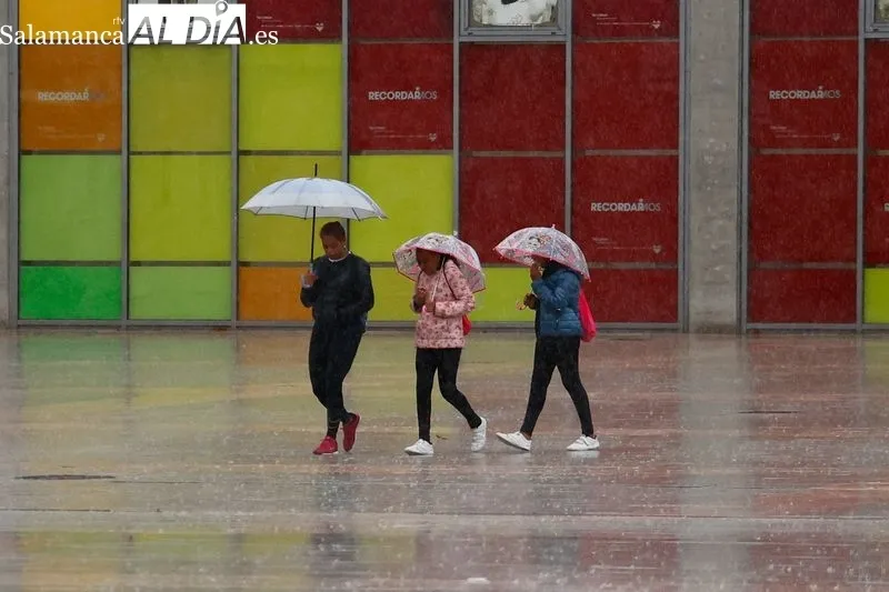 Intensas lluvias durante este miércoles en Salamanca. Fotos: David Sañudo