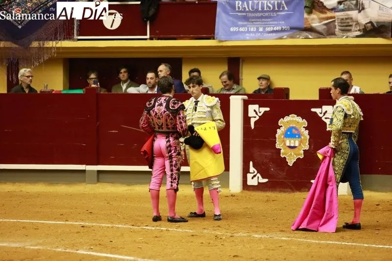 Foto 11 - So&ntilde;ada alternativa de Antonio Grande en Alba a hombros junto a Morante y Luque