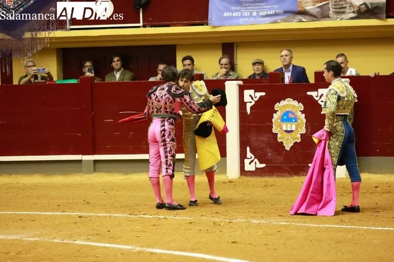 Foto 10 - So&ntilde;ada alternativa de Antonio Grande en Alba a hombros junto a Morante y Luque