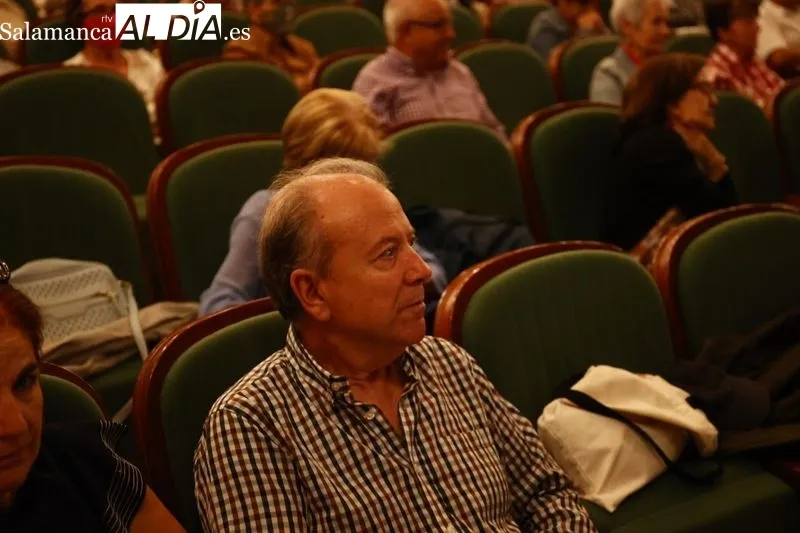 Emisión del programa 'Hoy por Hoy' en el Teatro Liceo de Salamanca