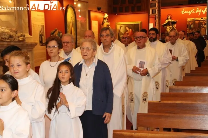 Foto 8 - Comienza el A&ntilde;o Jubilar Teresiano con la apertura de la Puerta Santa